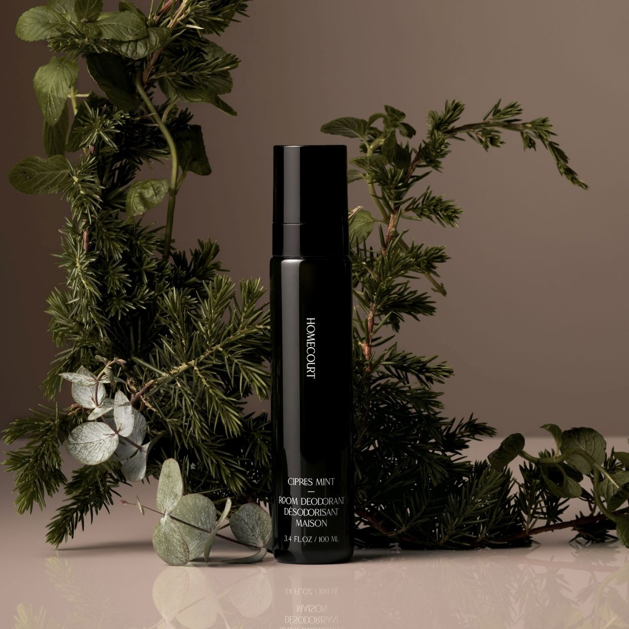 Lifestyle image of Homecourt Cipres Mint Room Deodorant