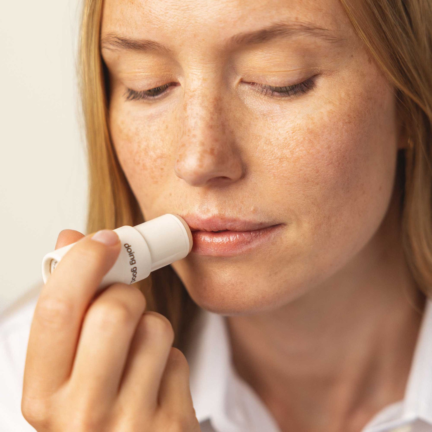 Model image of Evolvetogether Provence Hydrating Lip Balm