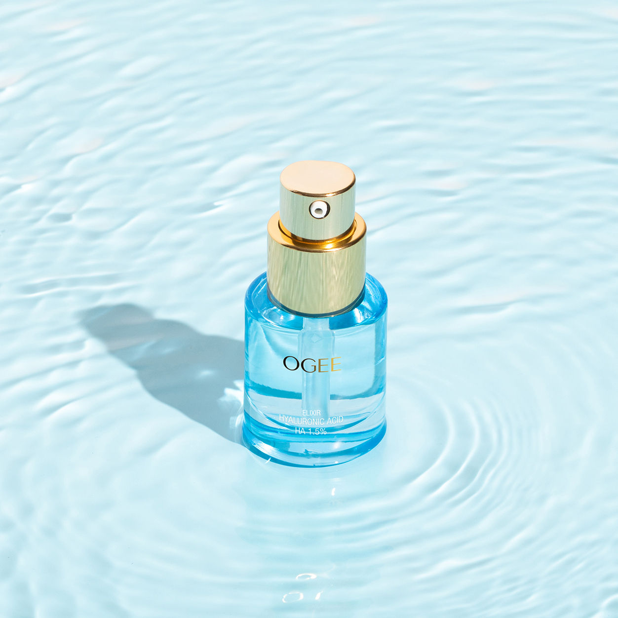 Lifestyle image of Ogee Hyaluronic Acid HA 1.5% Elixir