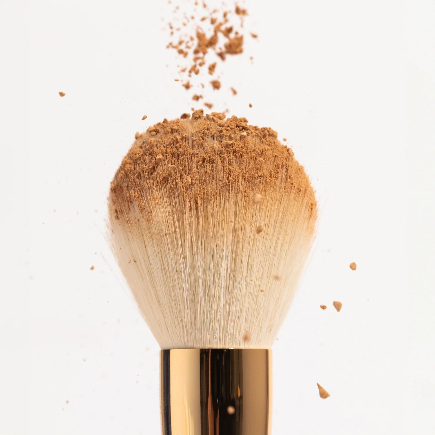 Lifestyle image of Ogee The Powder Brush