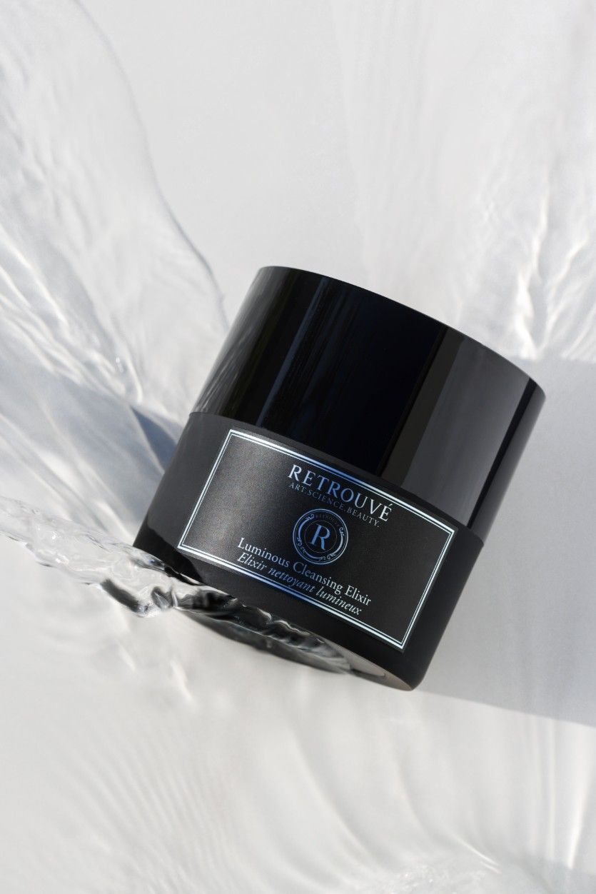 Lifestyle image of Retrouvé Luminous Cleansing Elixir