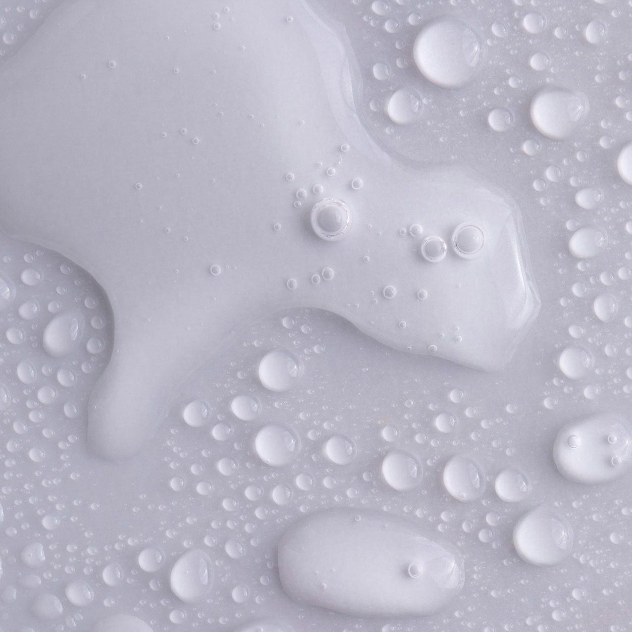 Lifestyle image of Retrouvé Conditioning Toner With Chamomile