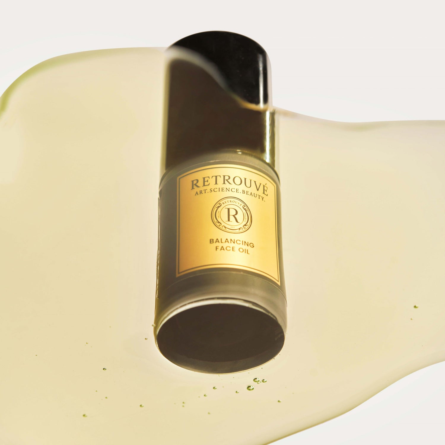 Swatch image of Retrouvé Balancing Face Oil