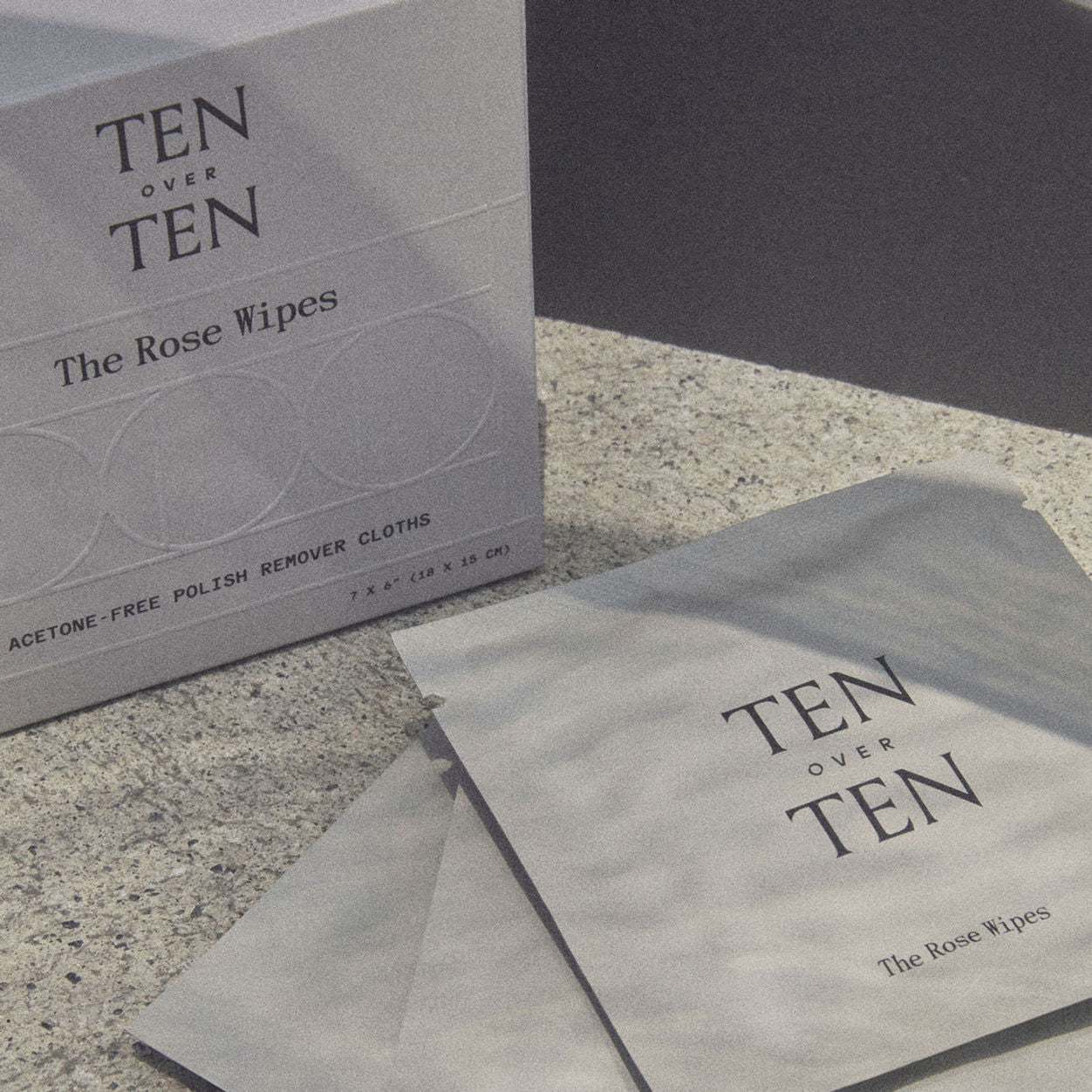 Lifestyle image of Tenoverten The Rose Wipes