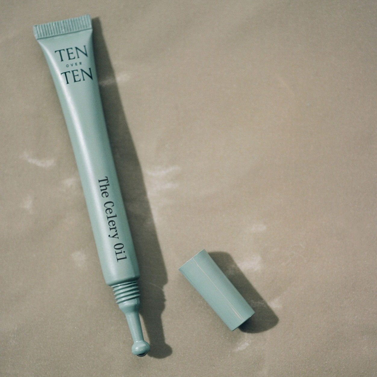 Lifestyle image of Tenoverten The Celery Oil