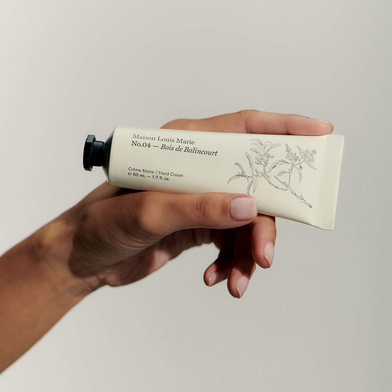 Lifestyle image of Maison Louis Marie No.04 Bois de Balincourt Hand Crème