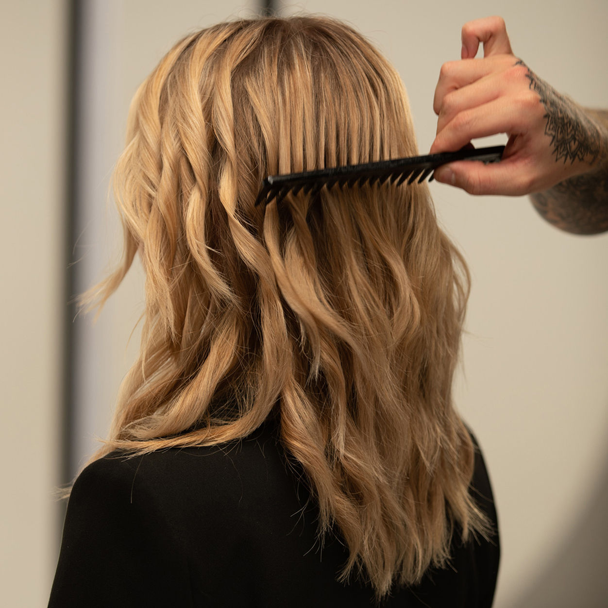 Model image of GHD Detangling Comb