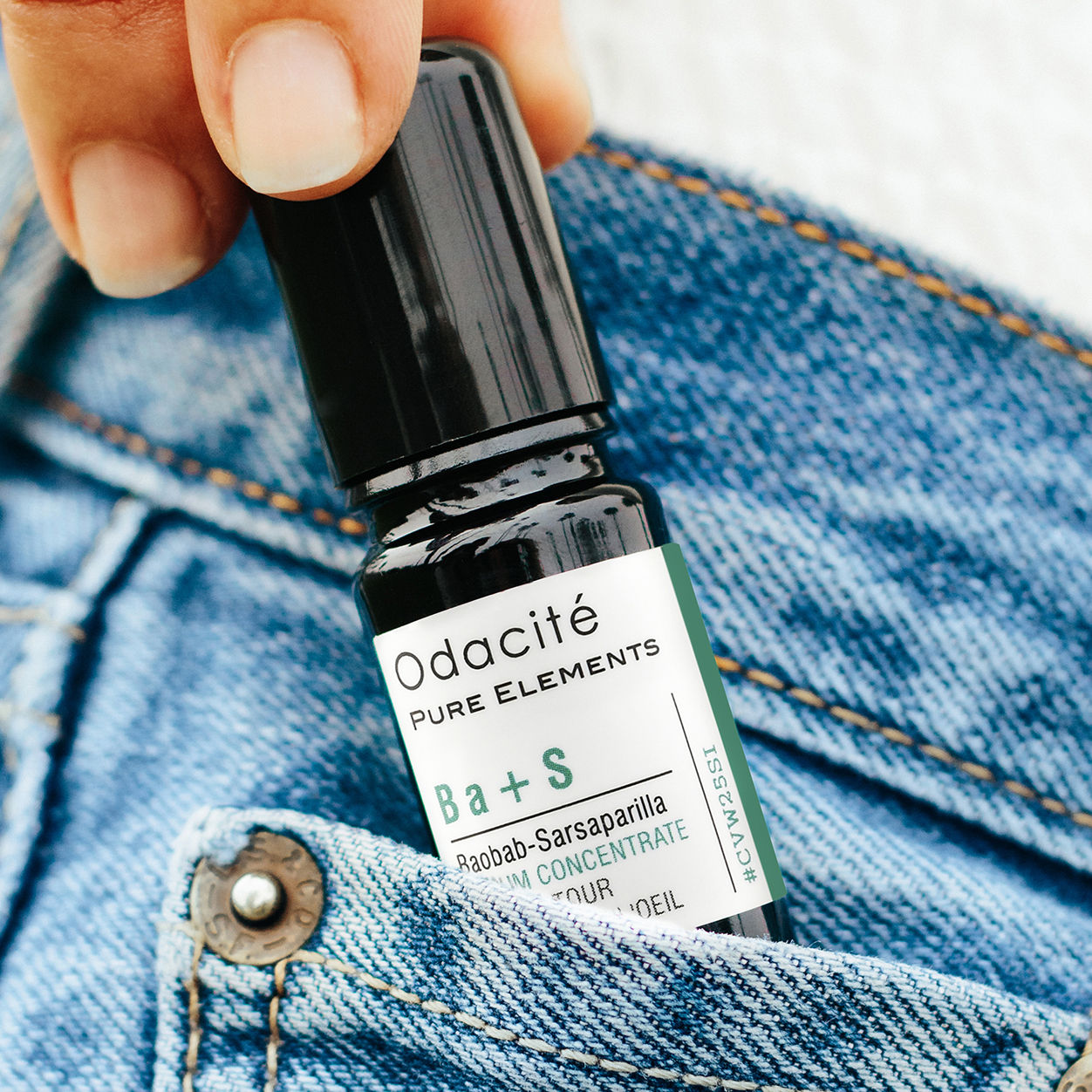 Lifestyle image of Odacité Ba+S Baobab + Sarsaparilla Eye Contour Serum Concentrate Roller
