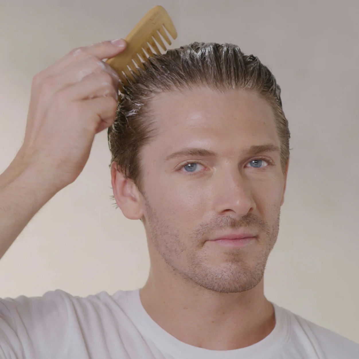 Model image of Act+Acre Organic Bamboo Comb