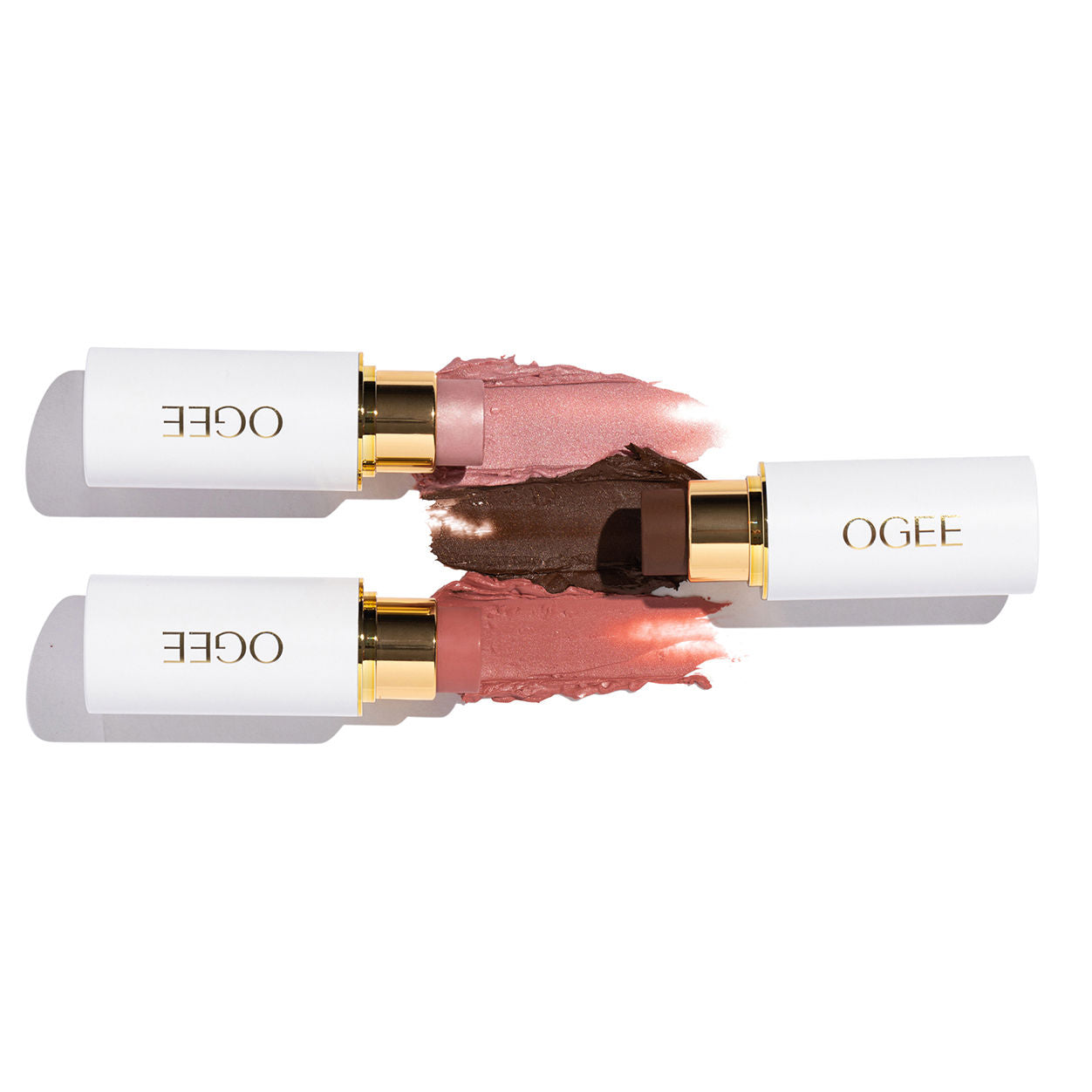 Lifestyle image of Ogee Radiant Contour Collection