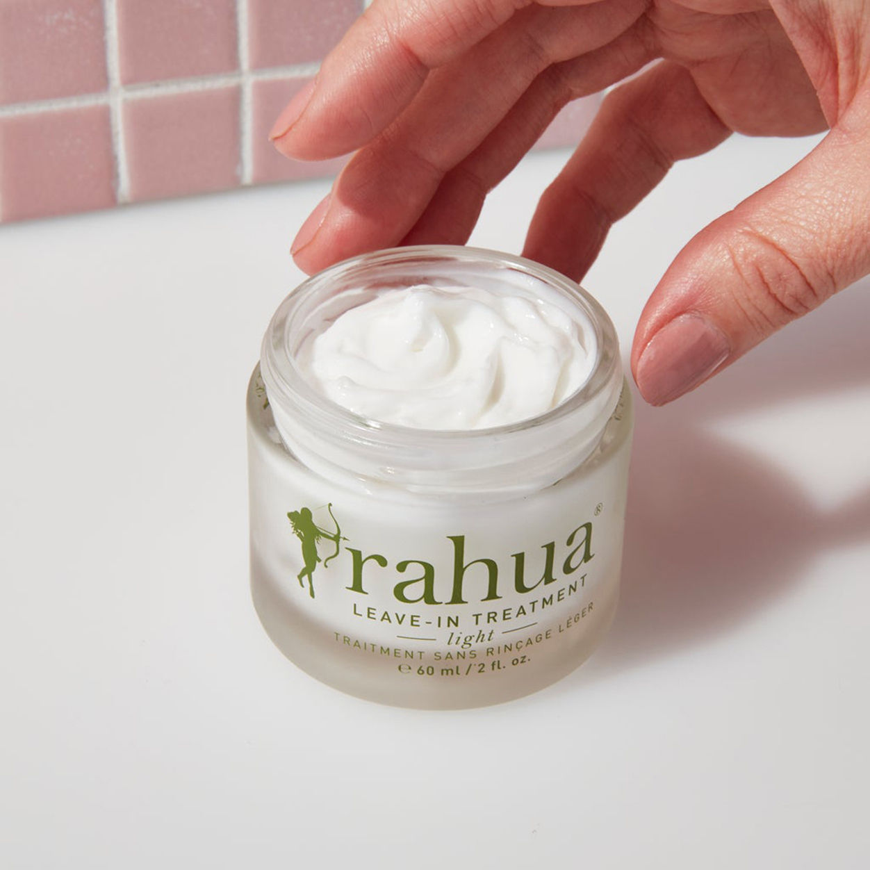 Model image of Rahua Leave in Treatment Light