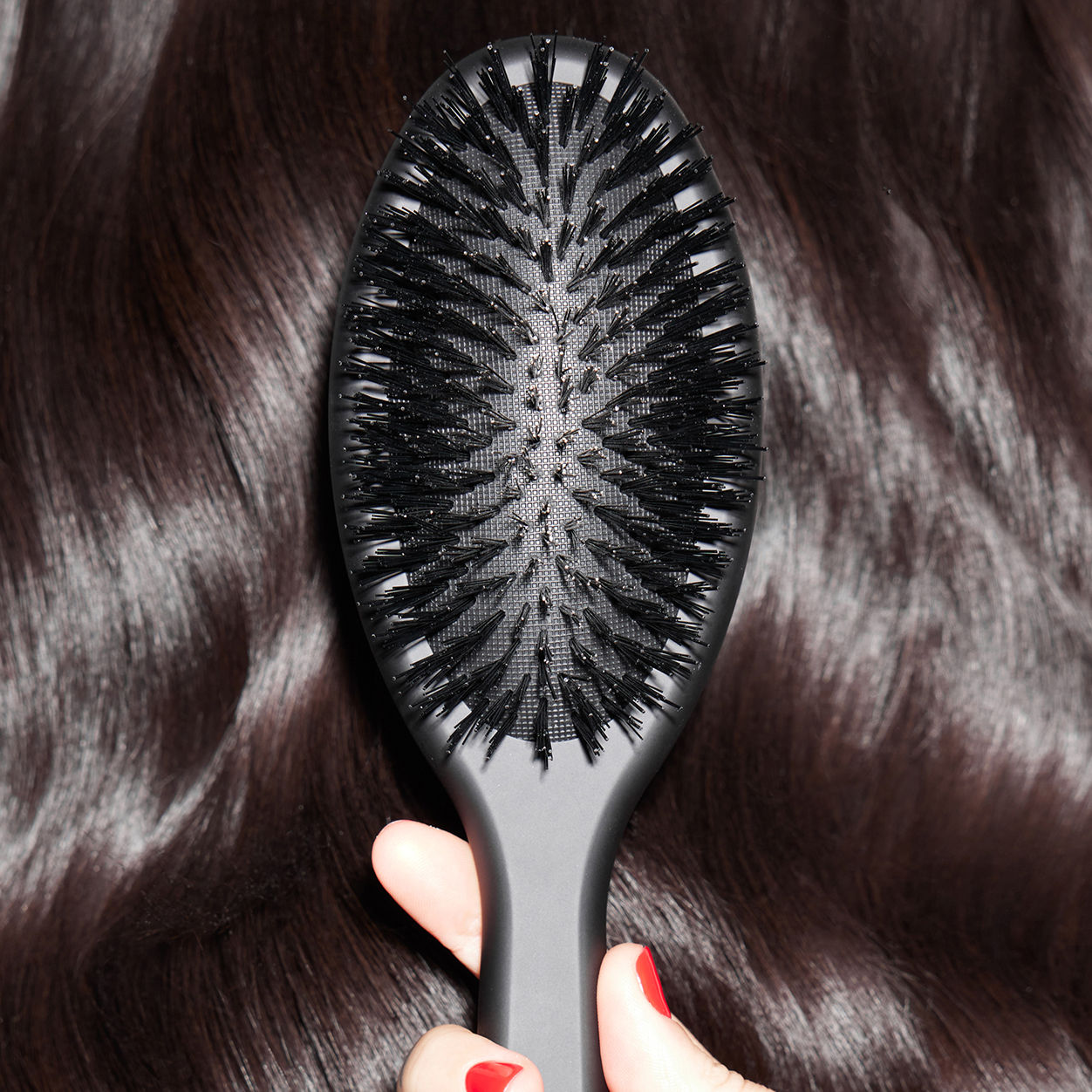 Model image of GHD Oval Dressing Brush