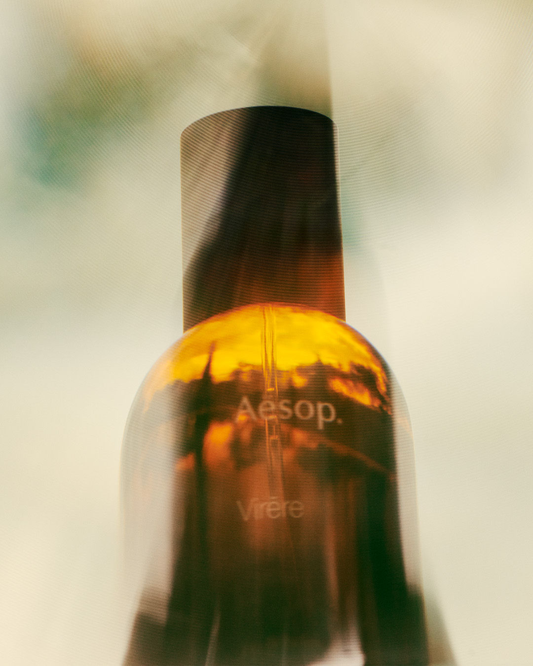 Lifestyle image of Aesop Virēre Eau de Parfum