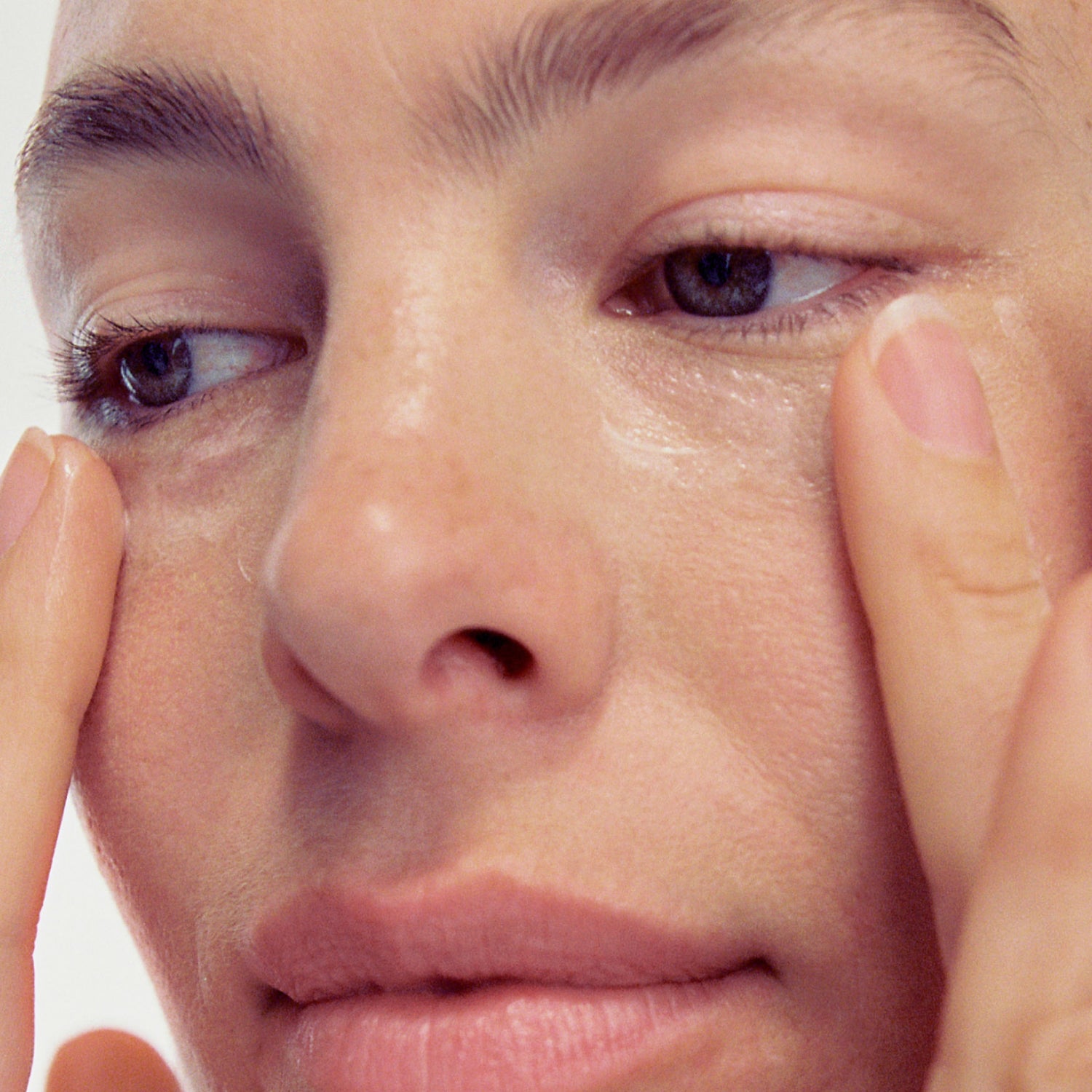 Model image of Emma Lewisham Skin Reset Eye Crème