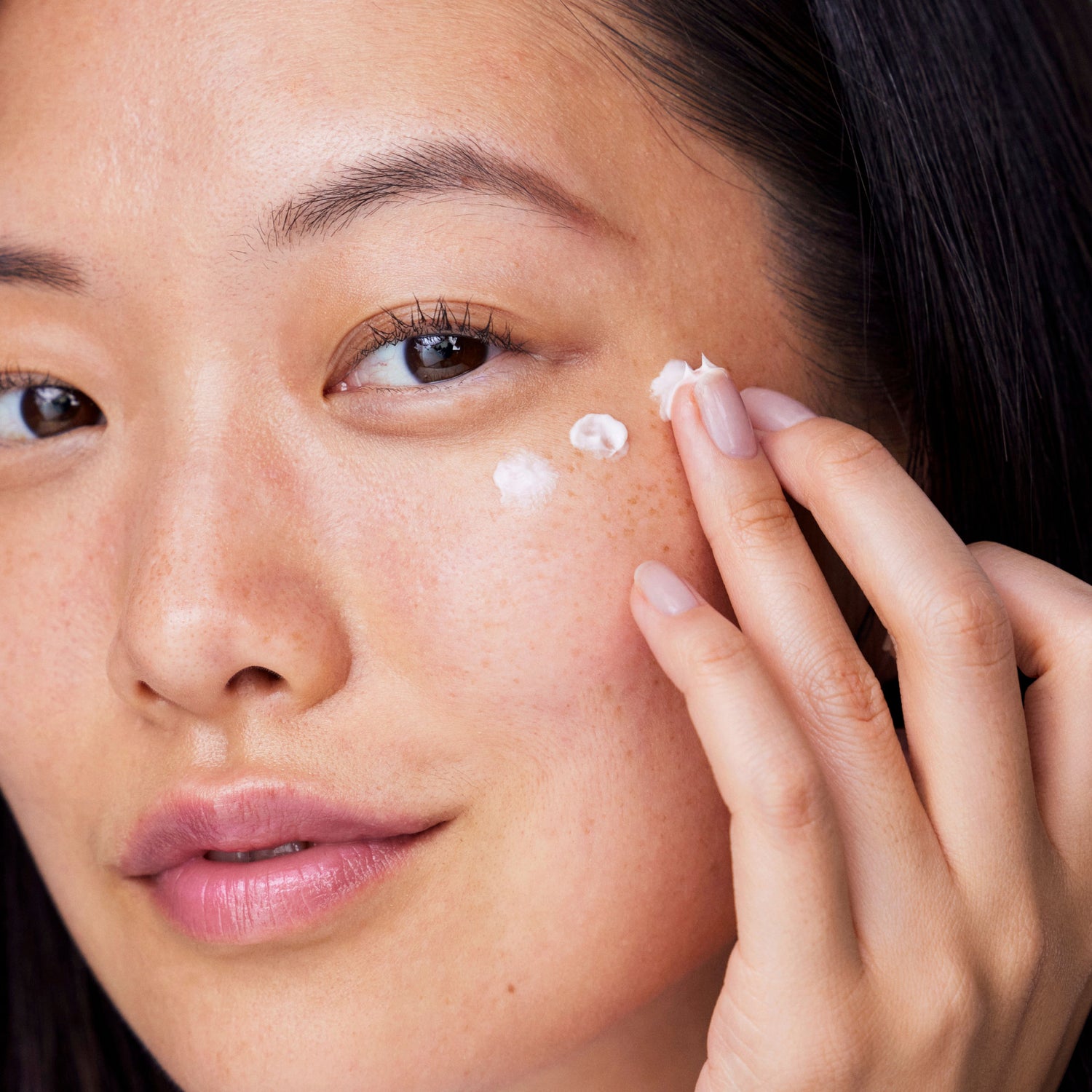 Model image of Clinique All About Eyes Rich Eye Cream variant: 0.5 oz