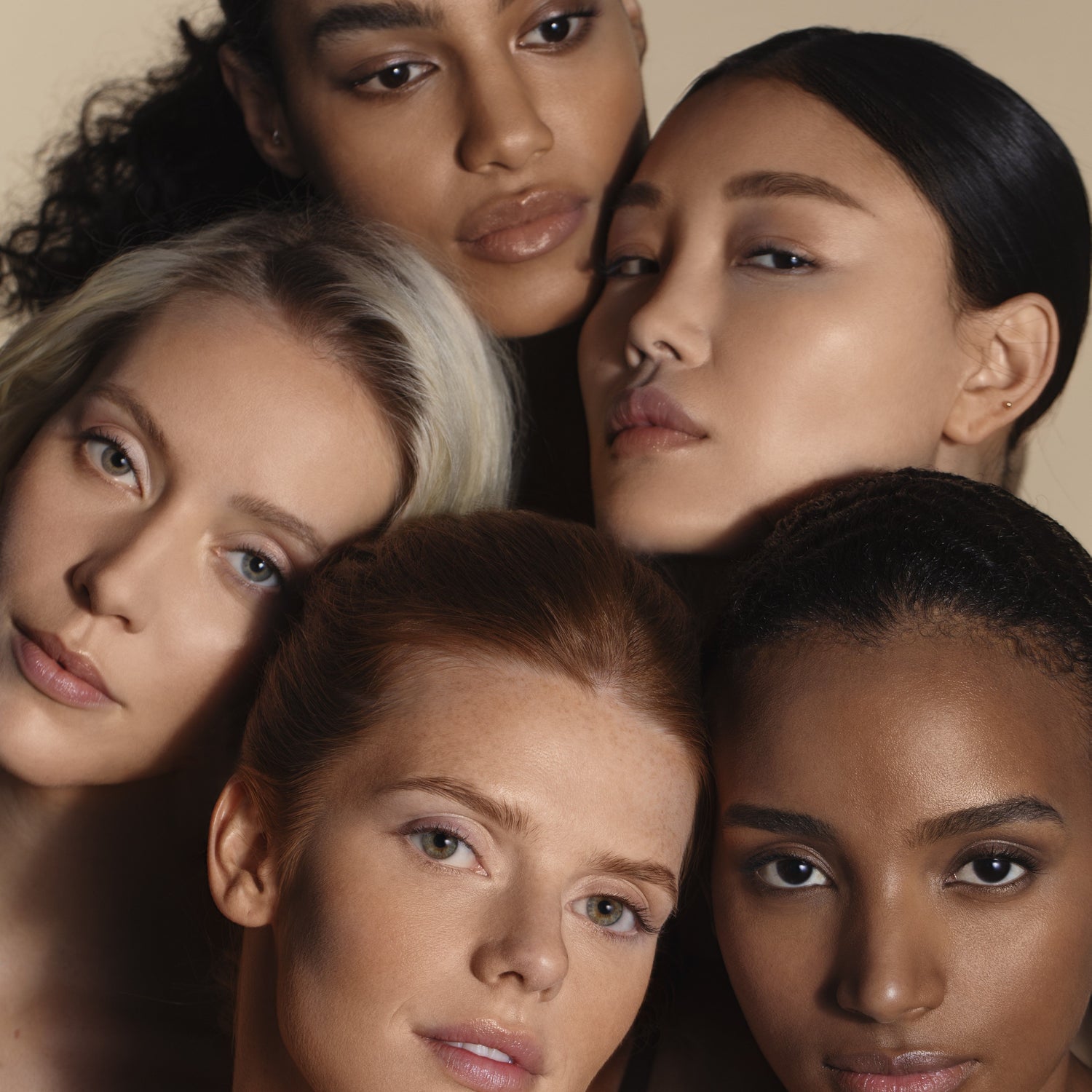 Group model image of Sisley Paris Phyto-Teint Perfection