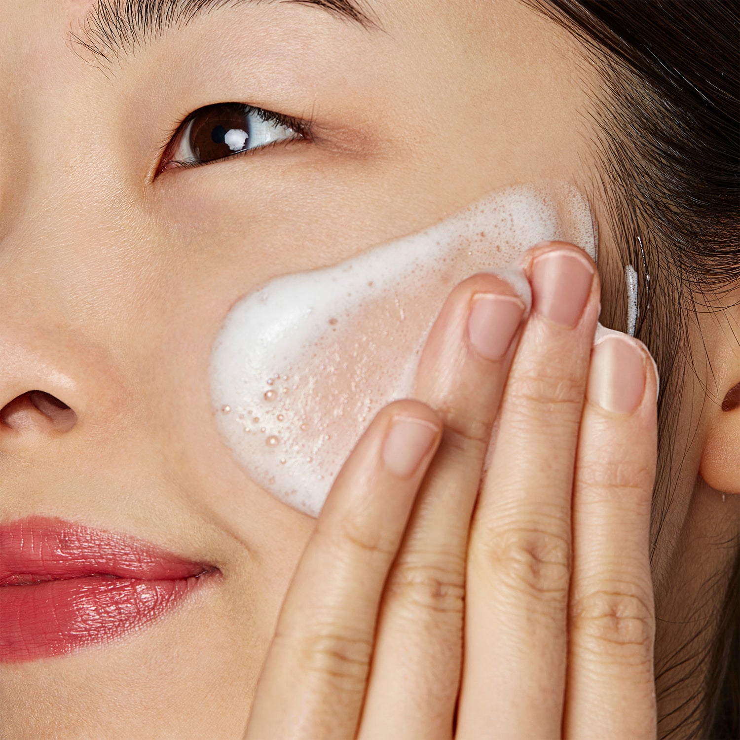 Model image of Kiehl's Since 1851 Calendula Deep Cleansing Foaming Face Wash variant: 7.8 fl oz