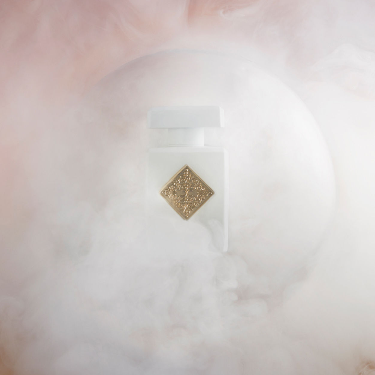 Lifestyle image of Initio Parfums Privés Musk Therapy variant: 3.04 fl oz