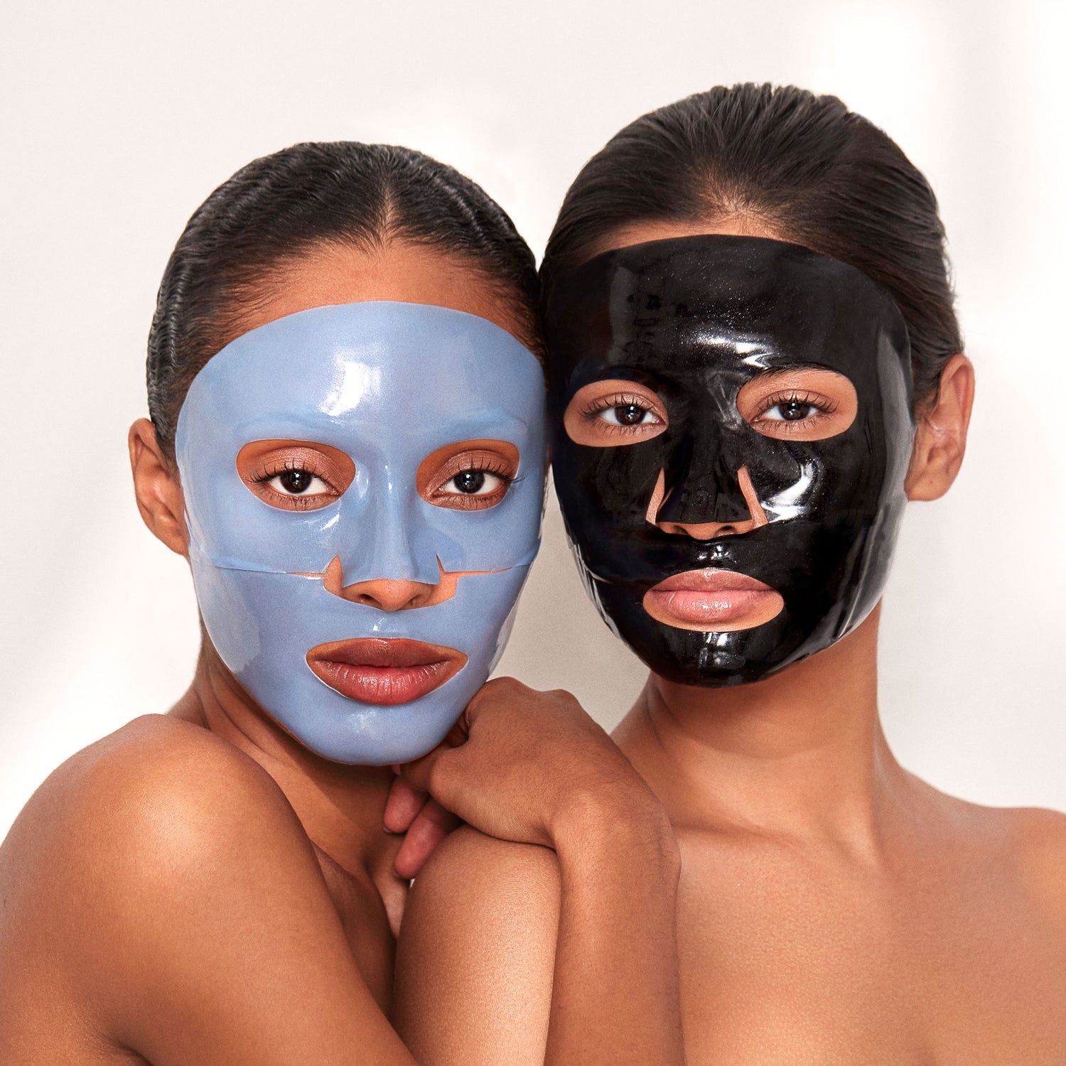 Model image of 111SKIN Cryo De-Puffing Facial Mask Set variant: 5 Treatments