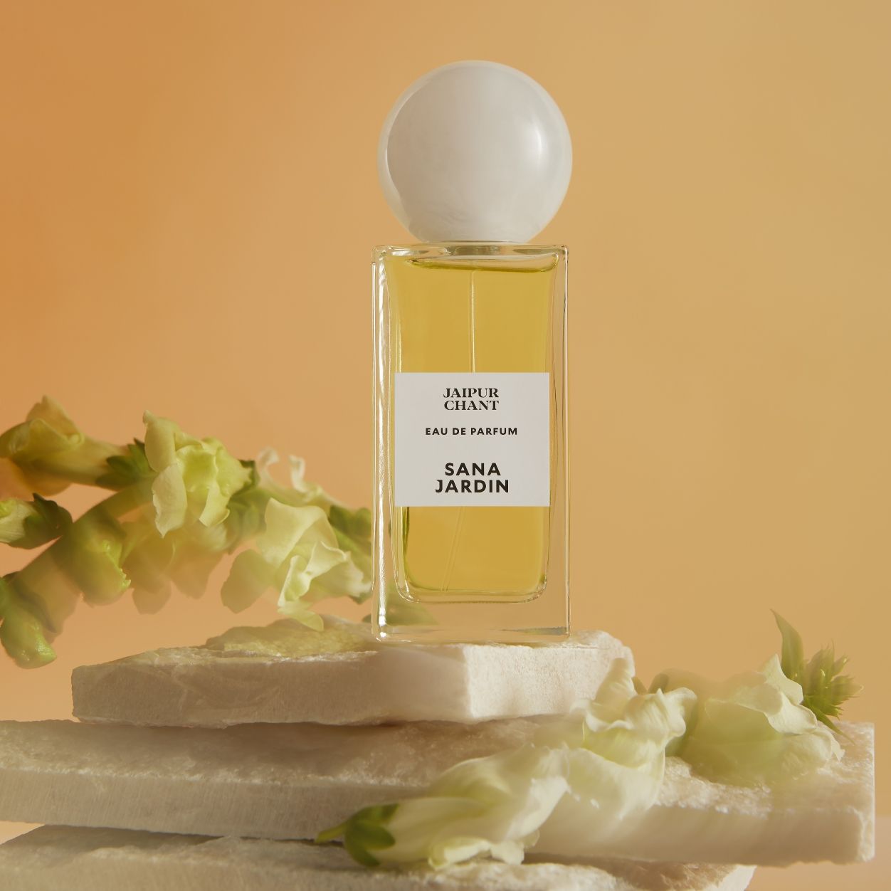 Lifestyle image of Sana Jardin Jaipur Chant Eau de Parfum variant: 3.4 fl oz