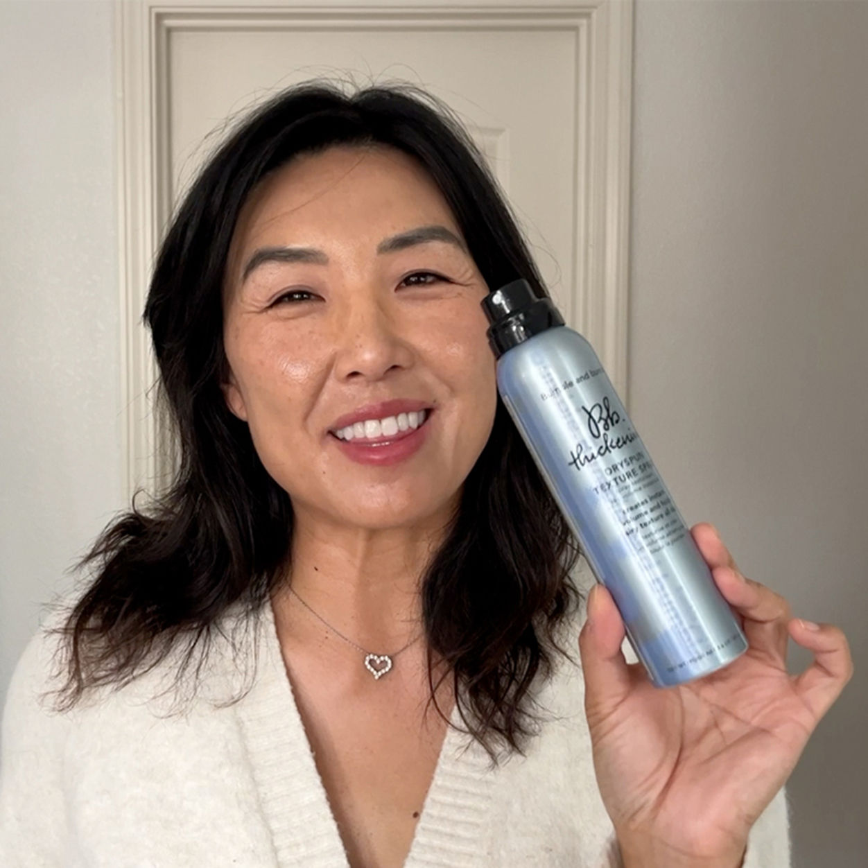 Model image of Bumble and Bumble Thickening Dryspun Texture Spray variant: 3.6 oz