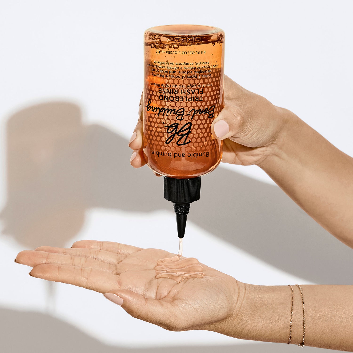 Swatch image of Bumble and Bumble Bond-Building TripleBond Flash Rinse for Damaged Hair