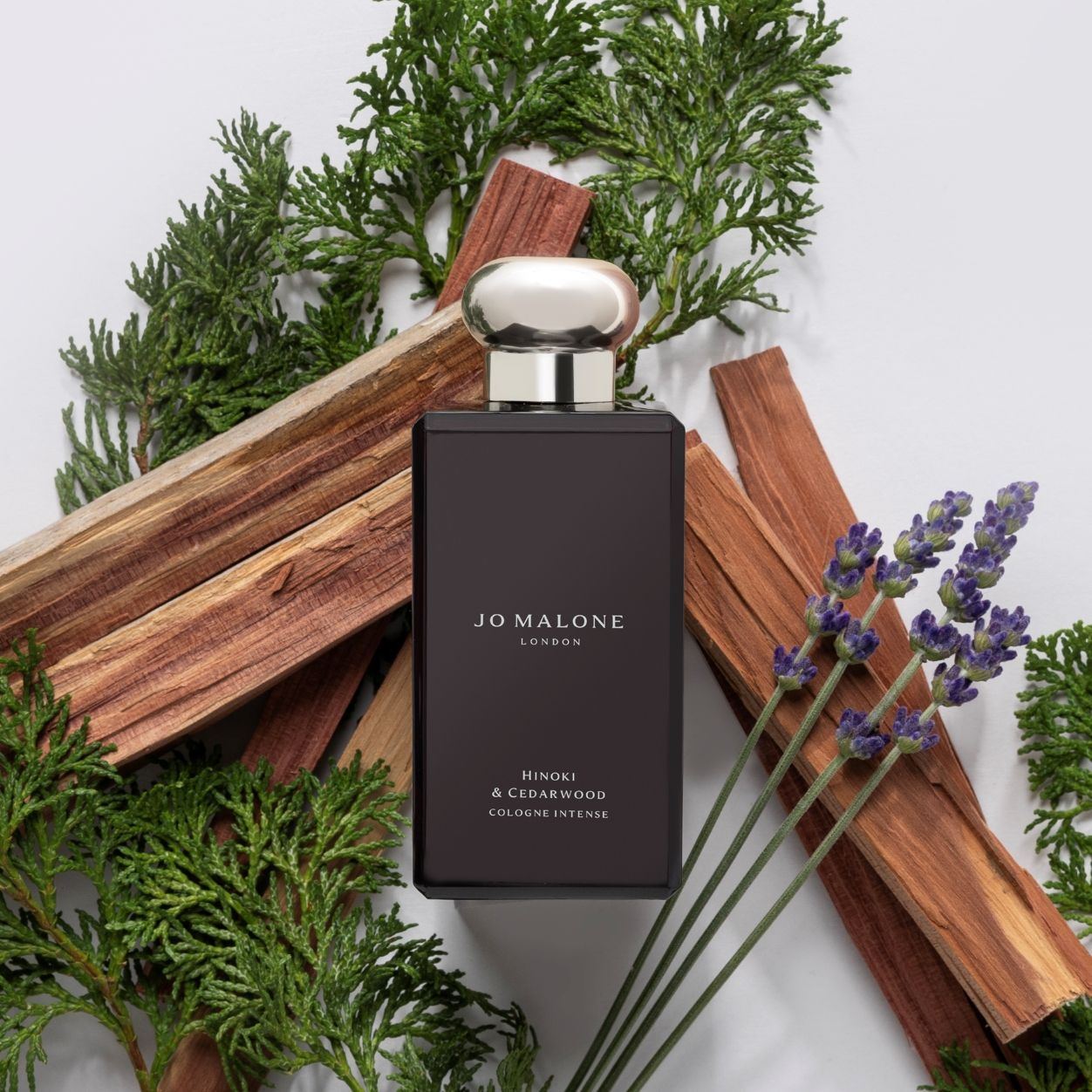 Lifestyle image of Jo Malone London Hinoki & Cedarwood Cologne Intense variant: 1.7 fl oz
