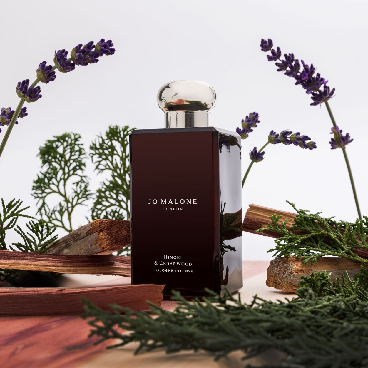 Lifestyle image of Jo Malone London Hinoki & Cedarwood Cologne Intense variant: 1.7 fl oz
