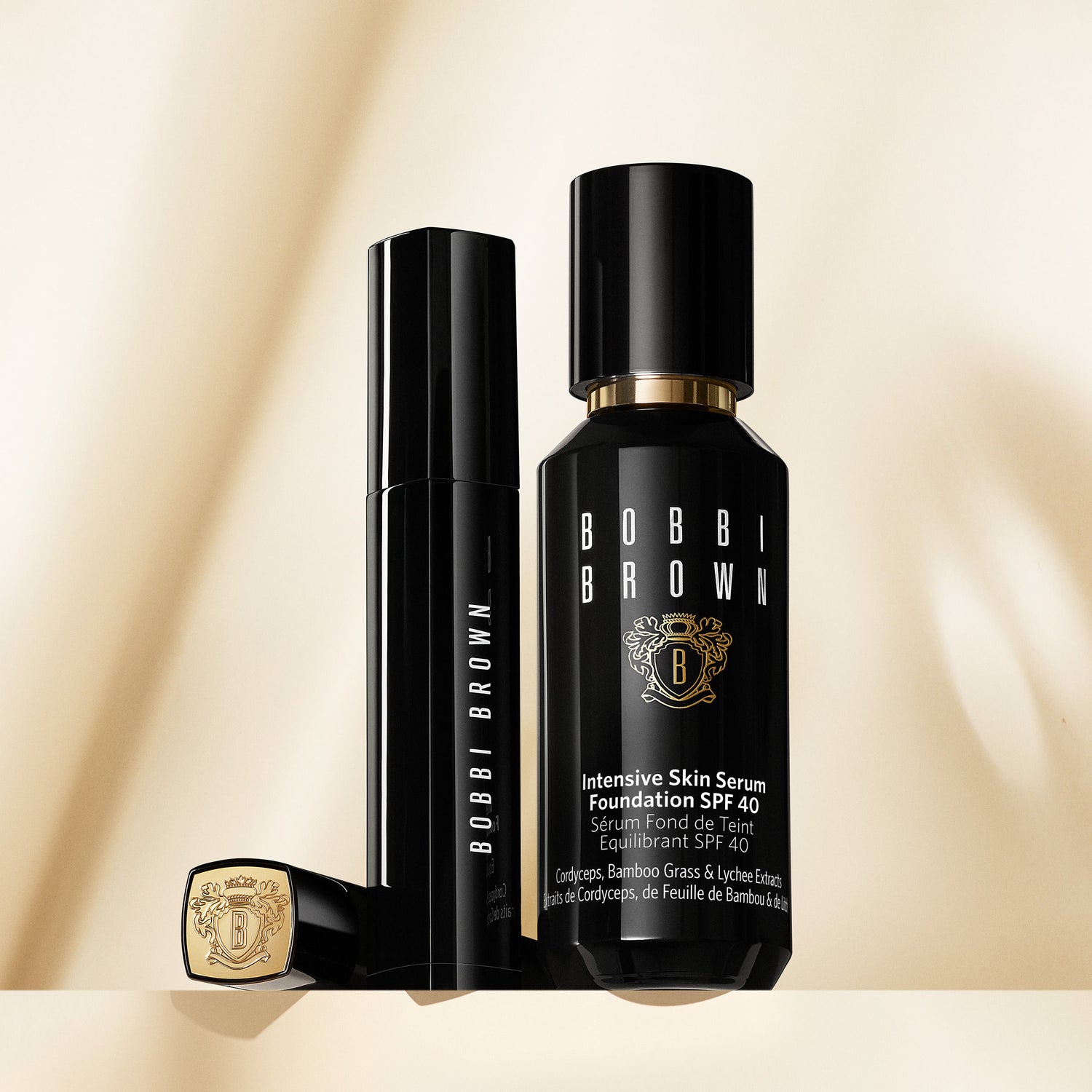 Lifestyle image of Bobbi Brown Intensive Skin Serum Concealer variant: Warm Honey