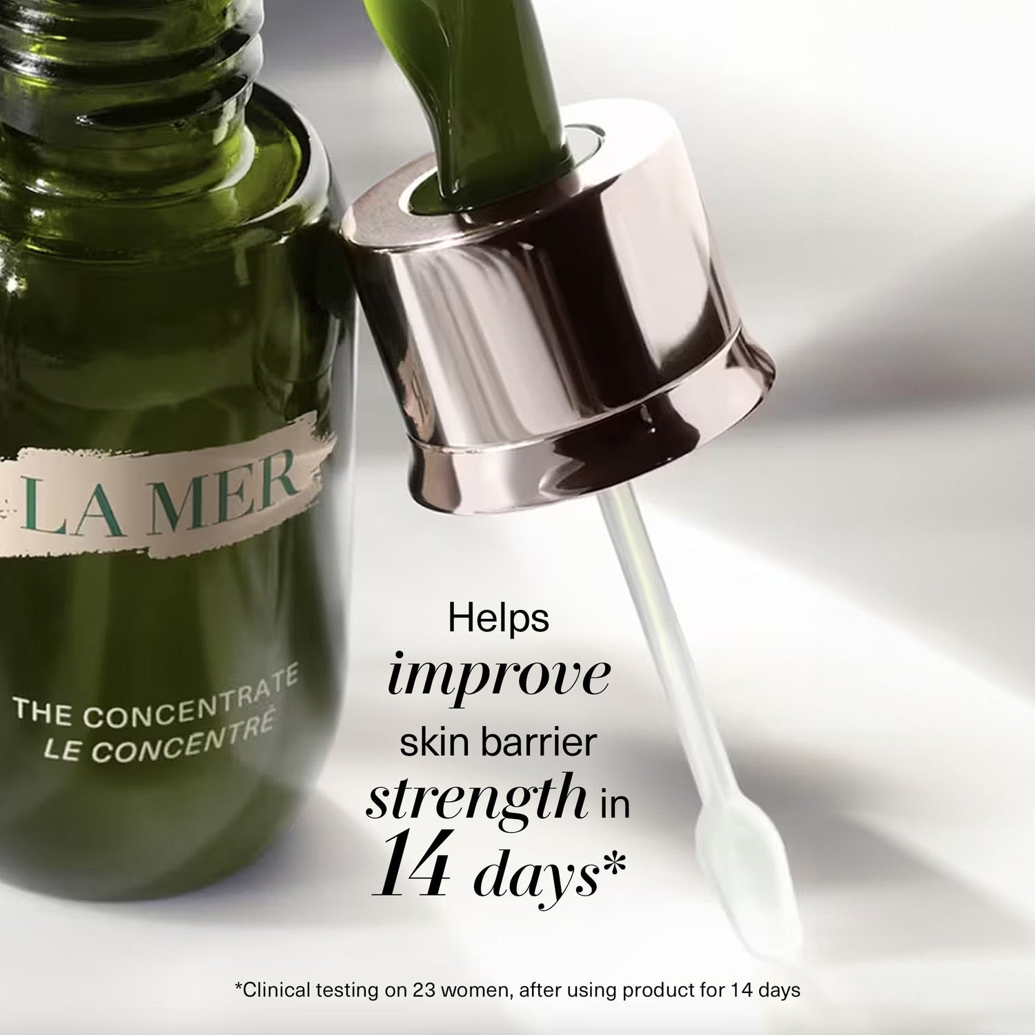 Lifestyle image of La Mer The Concentrate variant: 0.5 oz