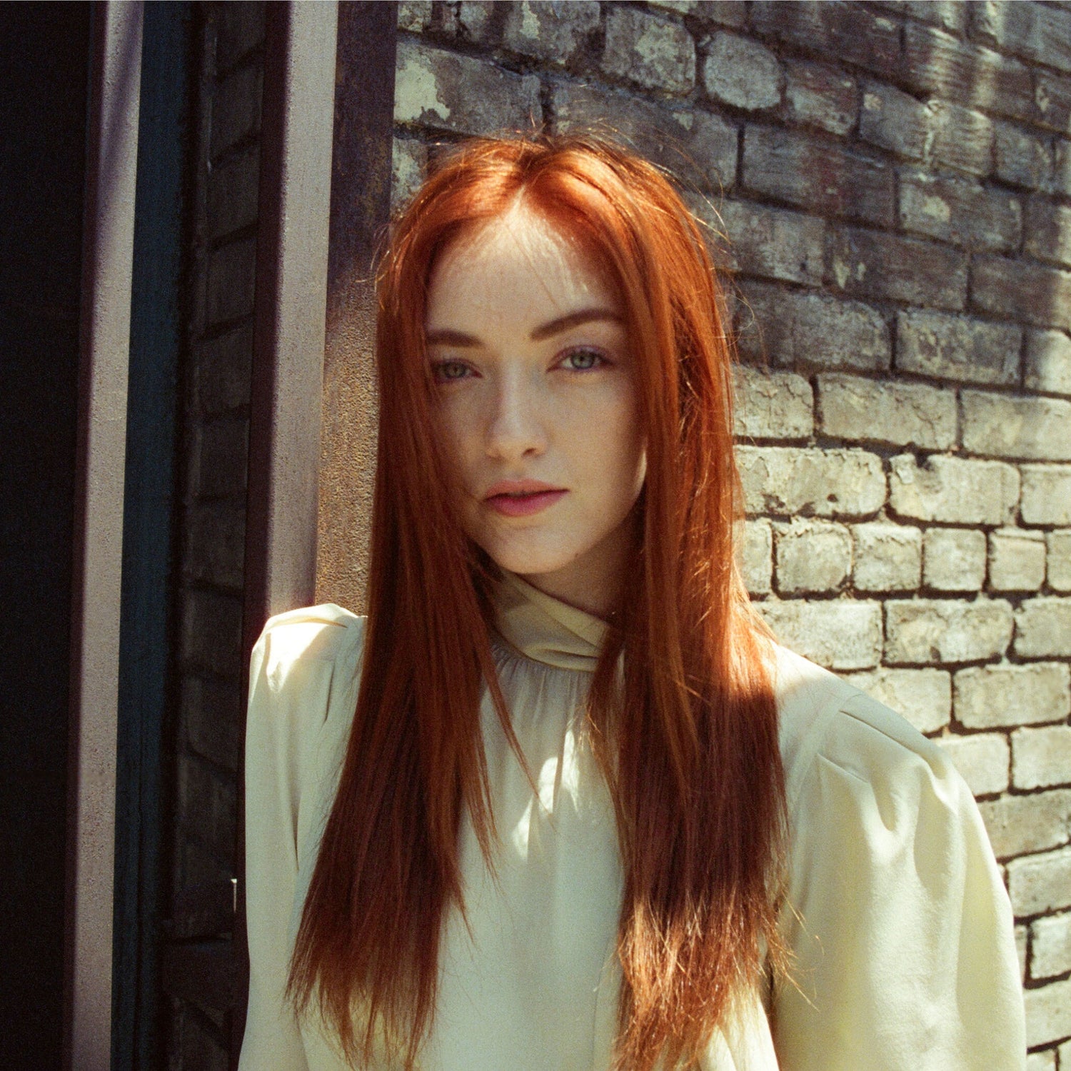 Model image of R+Co Gemstone Color Conditioner variant: 33.8 oz