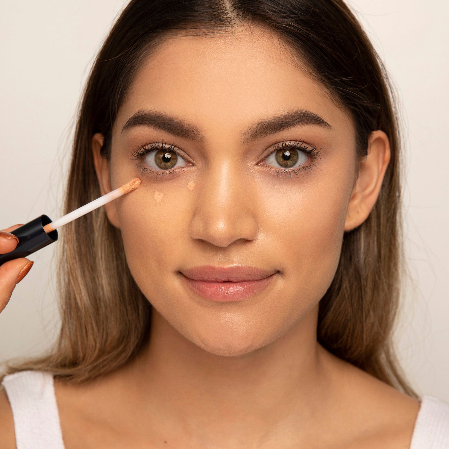 Model image of Lune+Aster RealGlow Undereye Brightener variant: Original