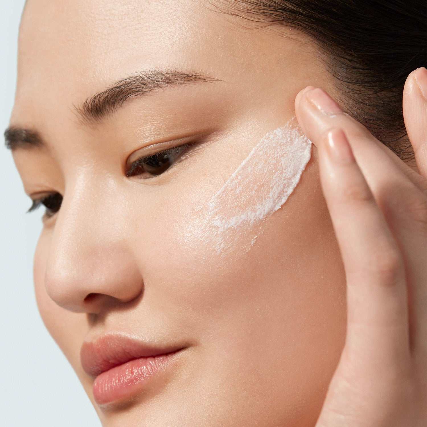 Model image of Supergoop! Mineral Sheerscreen SPF 30 variant: 0.5 fl oz