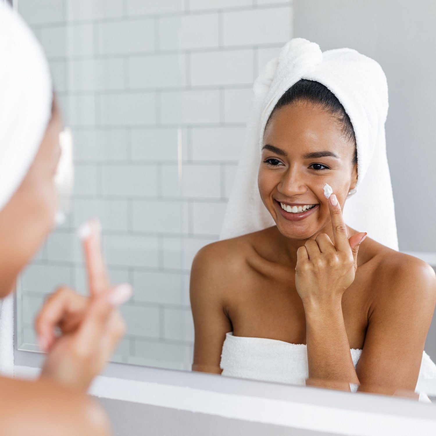 Lifestyle image of M-61 Hydraboost Moisturizer variant: Default Title