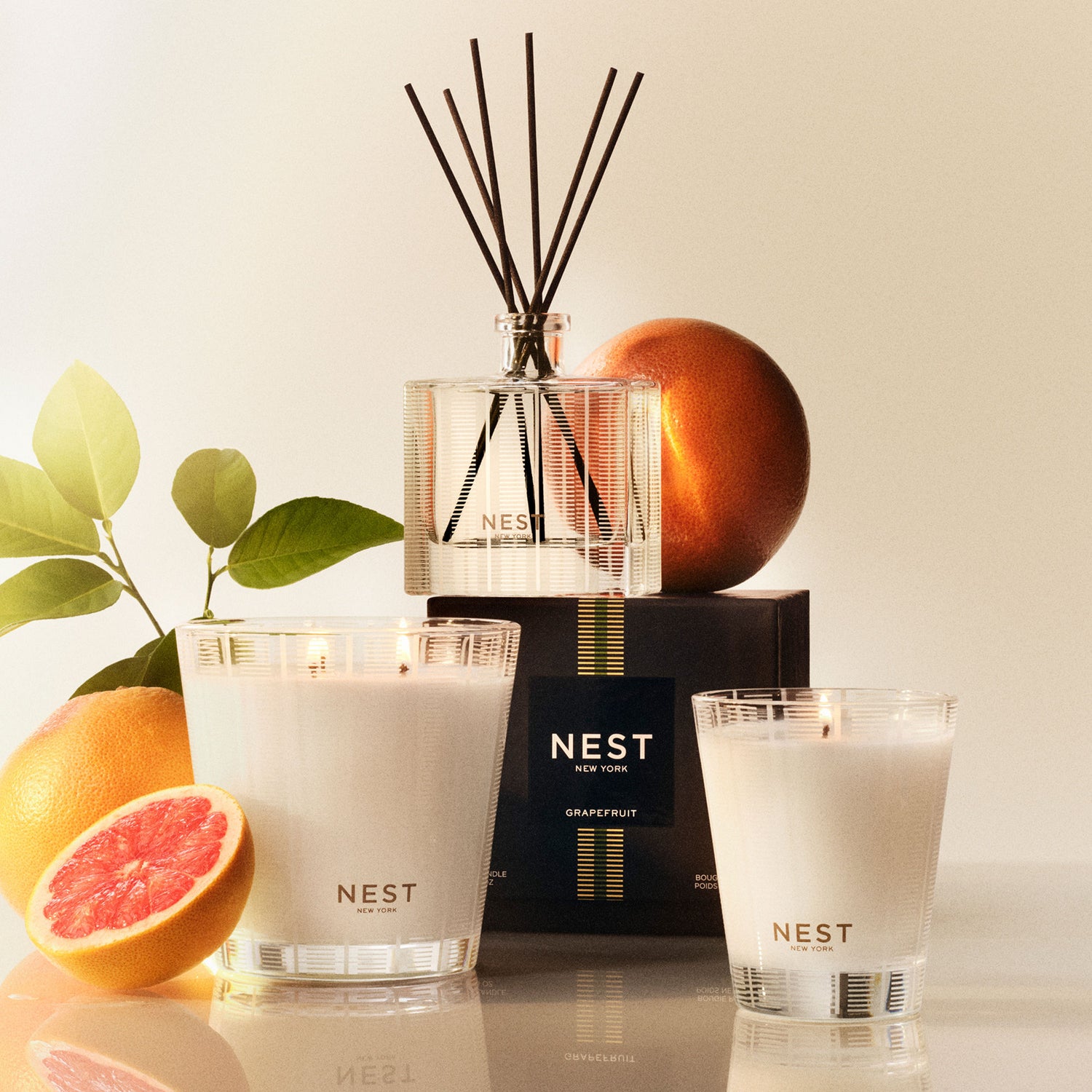 Image of product in the same collection as Nest Grapefruit Candle