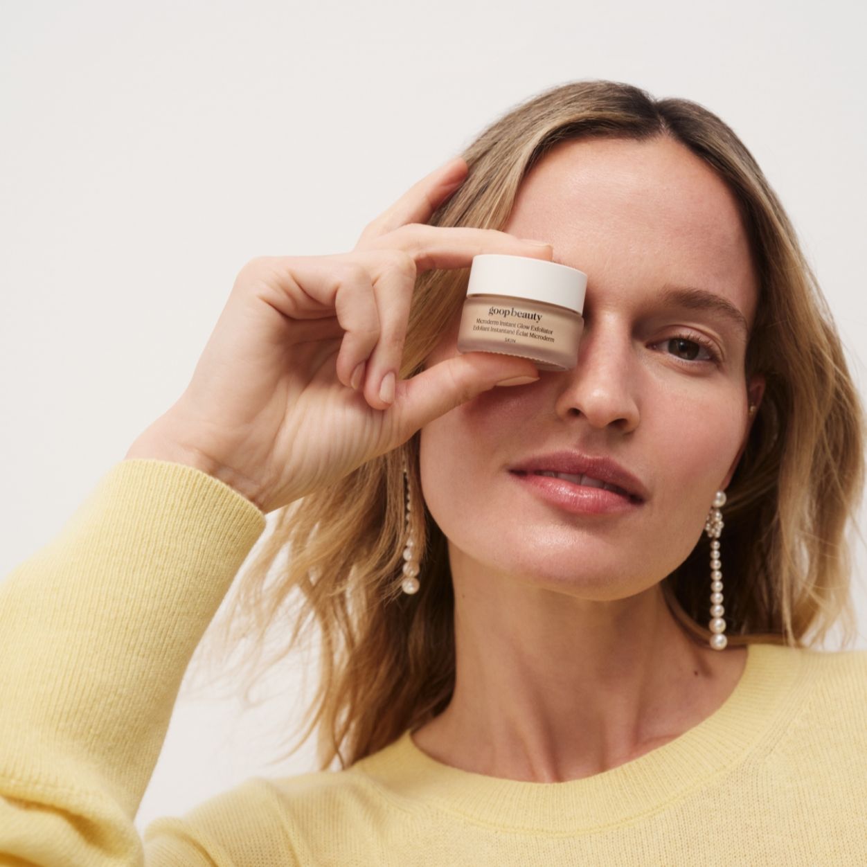 Swatch image of Goop Microderm Instant Glow Exfoliator