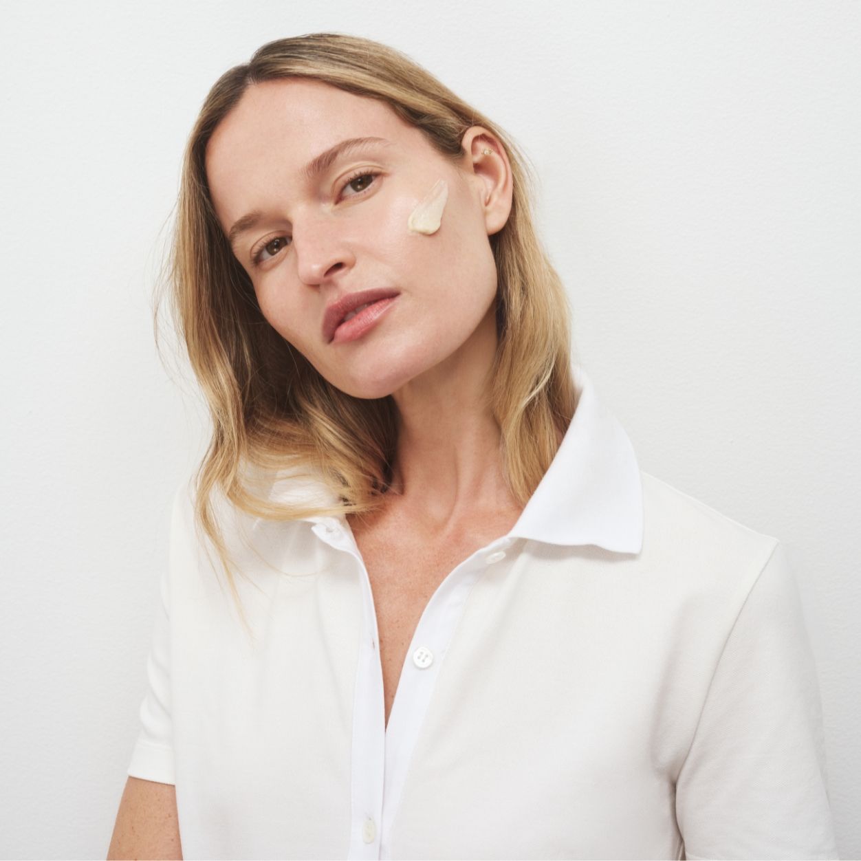 Swatch image of Goop Microderm Instant Glow Exfoliator