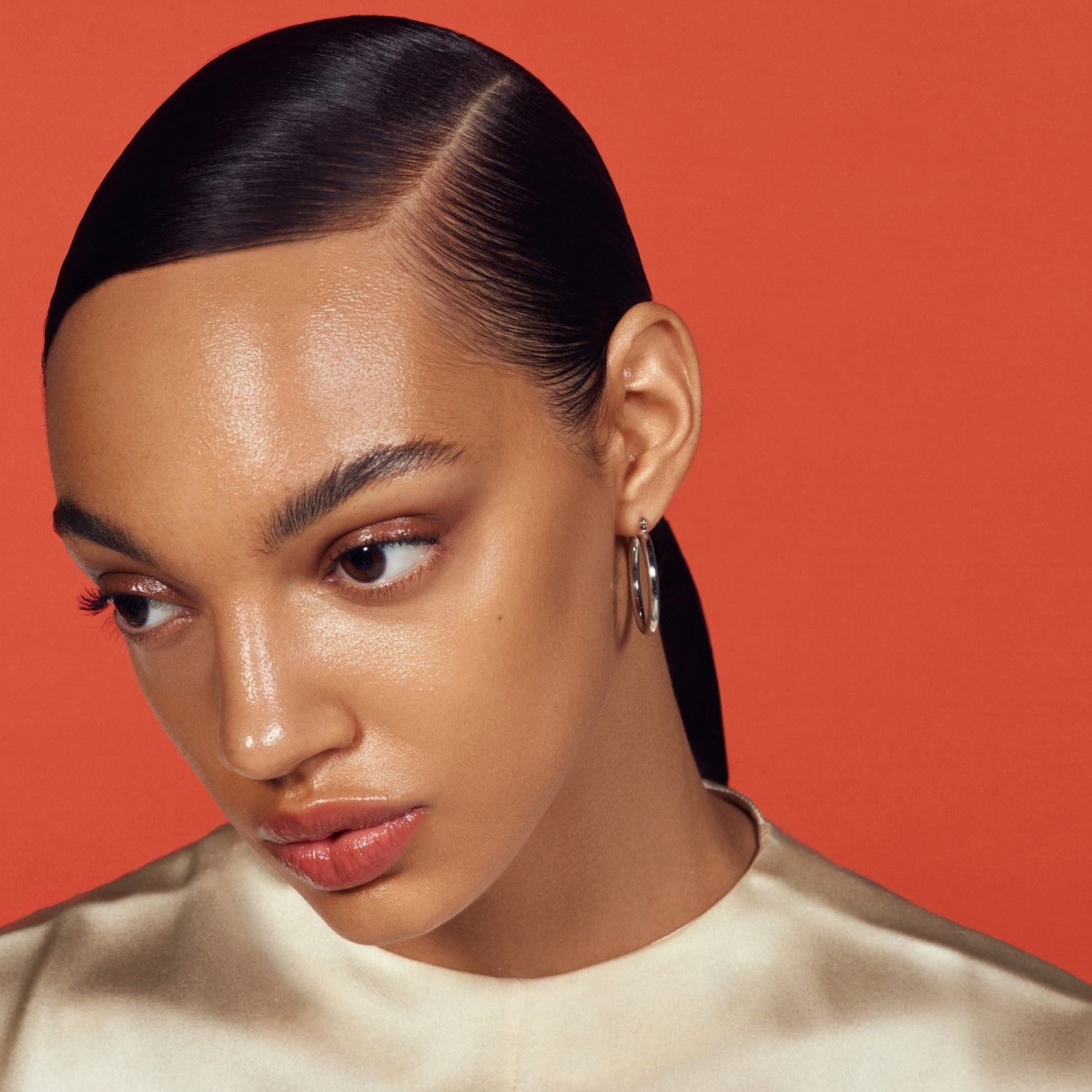 Model image of U Beauty The Super Hydrator variant: 0.5 fl oz