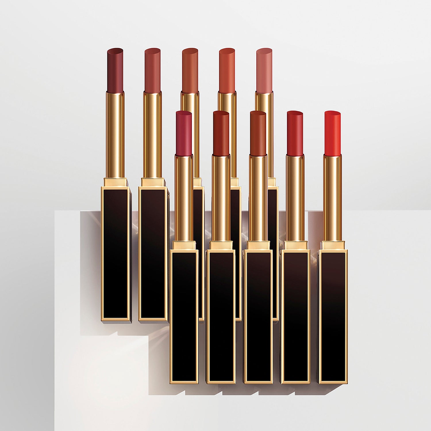 Lifestyle image of Tom Ford Slim Lip Color Shine variant: Velvet Tux