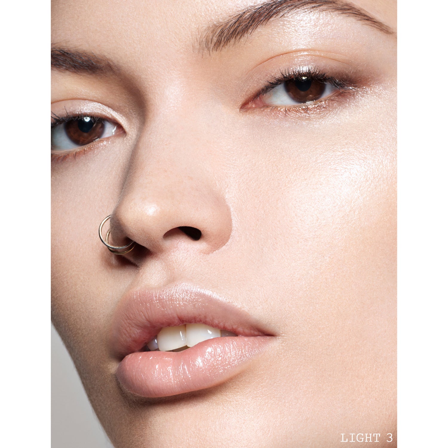 Pat McGrath Labs Skin Fetish Sublime Perfection Foundation Color/Shade variant: L3 model image . This product is for light complexions