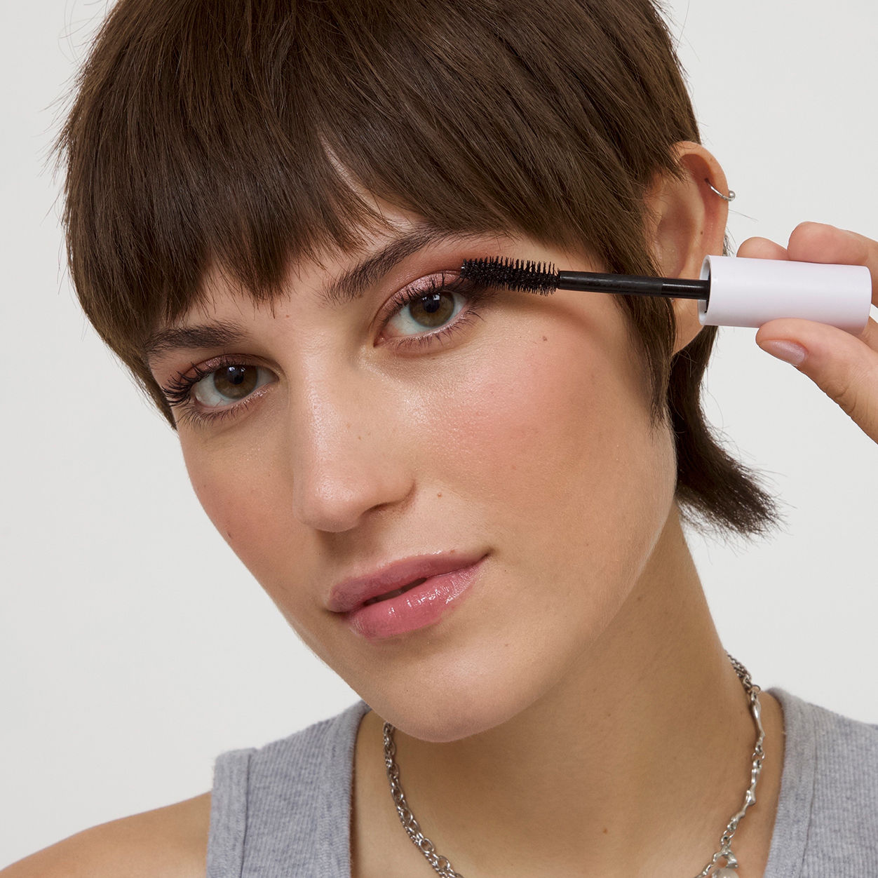 Model image of Neen Pretty Extra Mascara variant: 0.34 oz