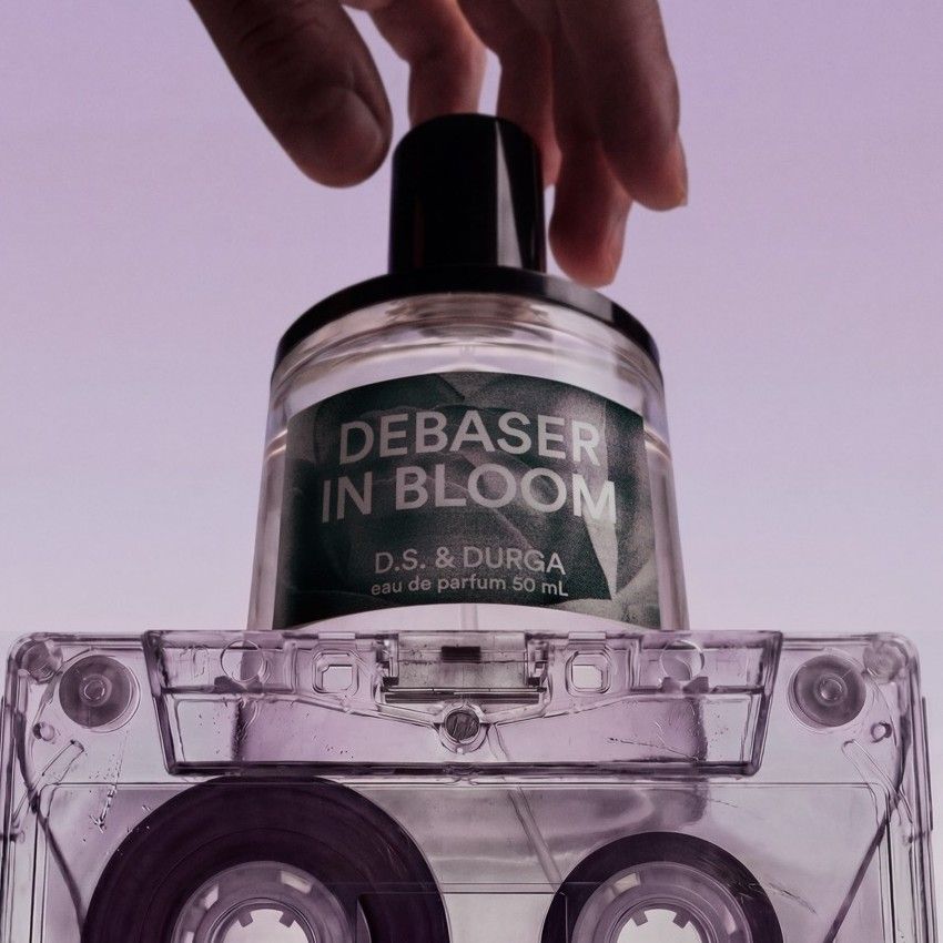 Lifestyle image of variant: 1.7 fl oz