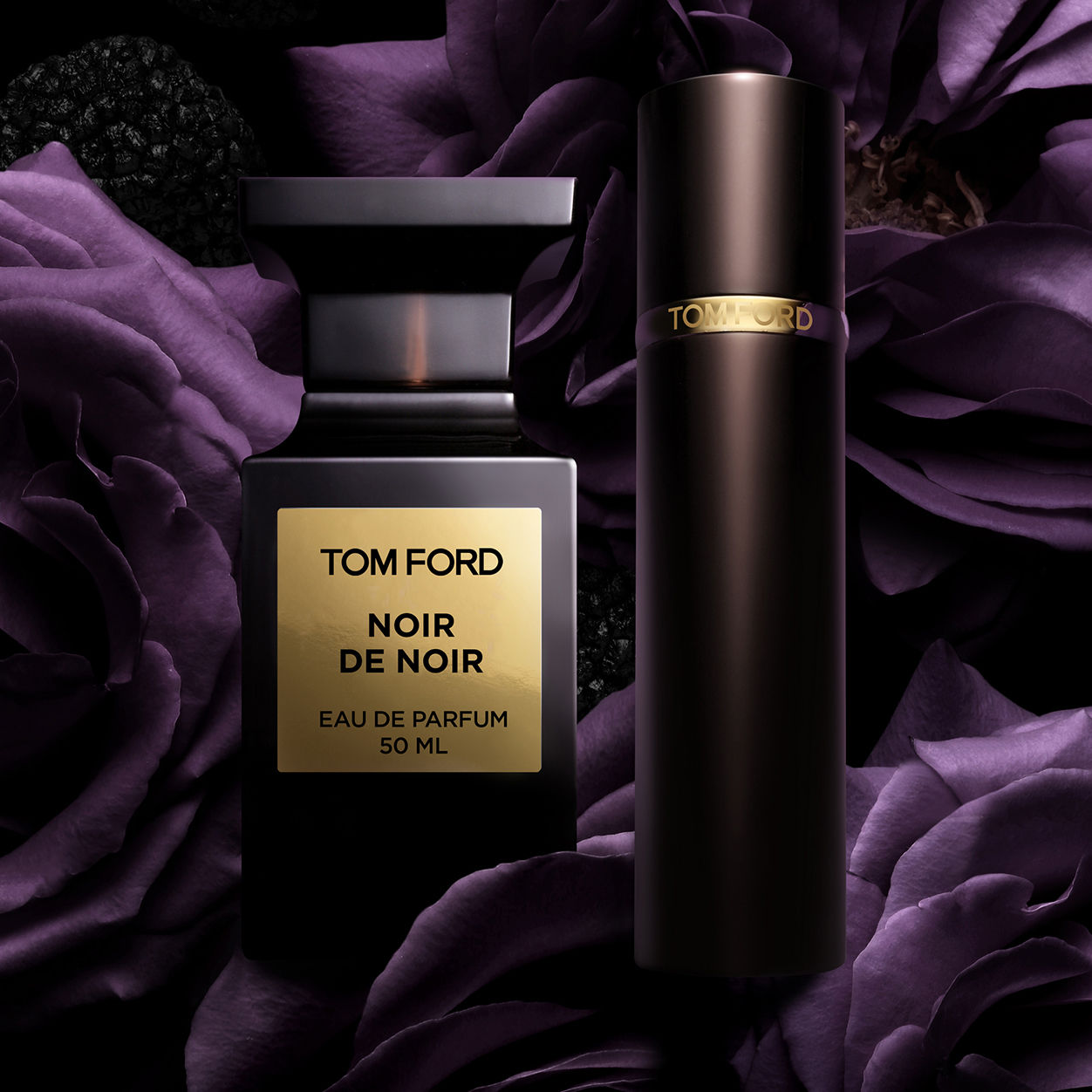 Lifestyle image of Tom Ford Noir De Noir Eau de Parfum Spray variant: 1.7 oz