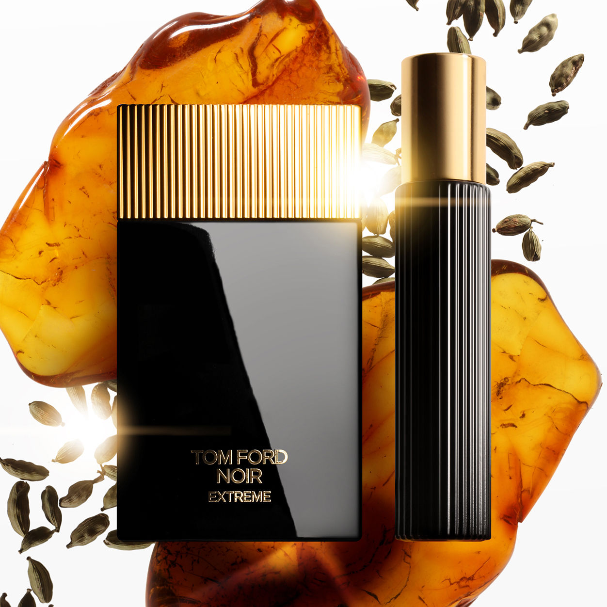 Lifestyle image of Tom Ford Noir Extreme Eau de Parfum variant: 1.7 oz
