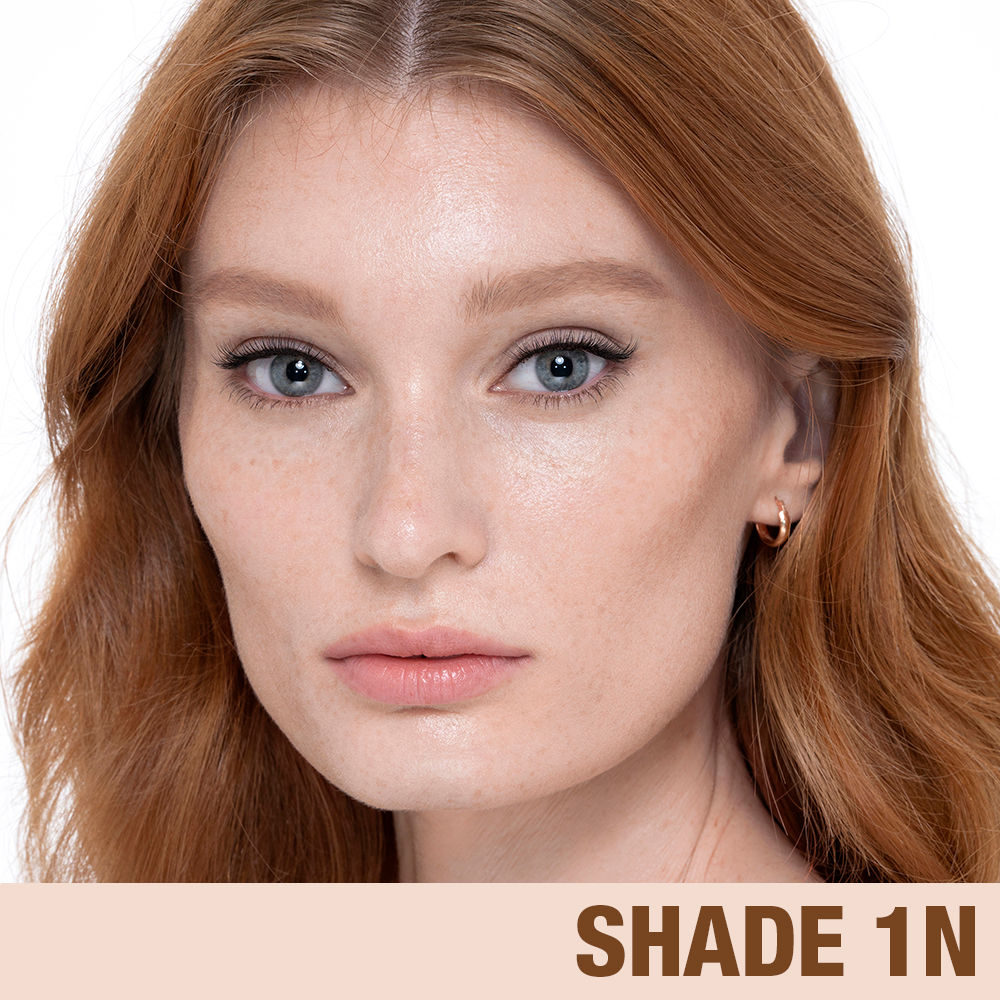 Model image of Charlotte Tilbury 1 Neutral (fair with neutral undertones) variant: 1 Neutral (fair with neutral undertones)