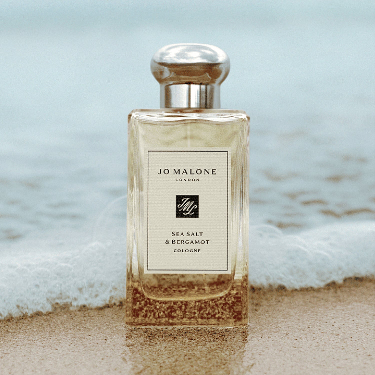 Image of a closed variant: 1 fl oz (travel)