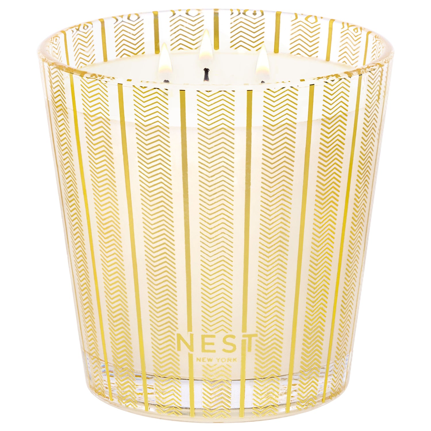 Lifestyle image of Nest Winter Chai Classic Candle (Limited Edition) variant: 21.1 oz (3-Wick)