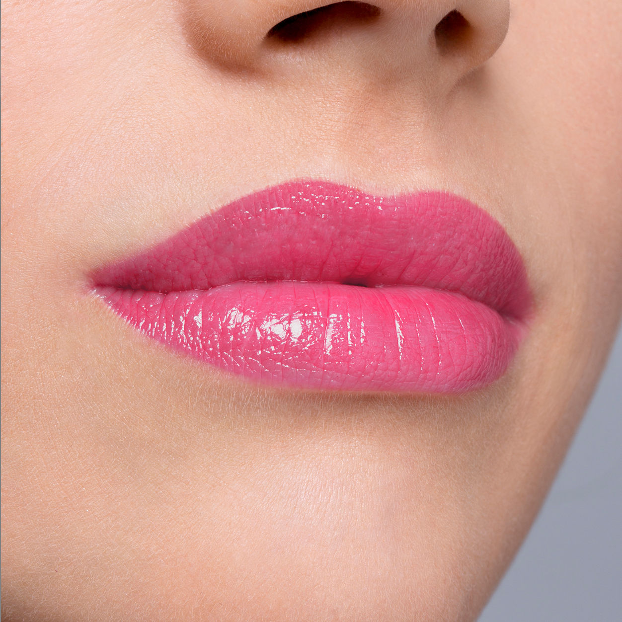 Model image of Sisley Paris Phyto-Lip Twist variant: 4 Pinky