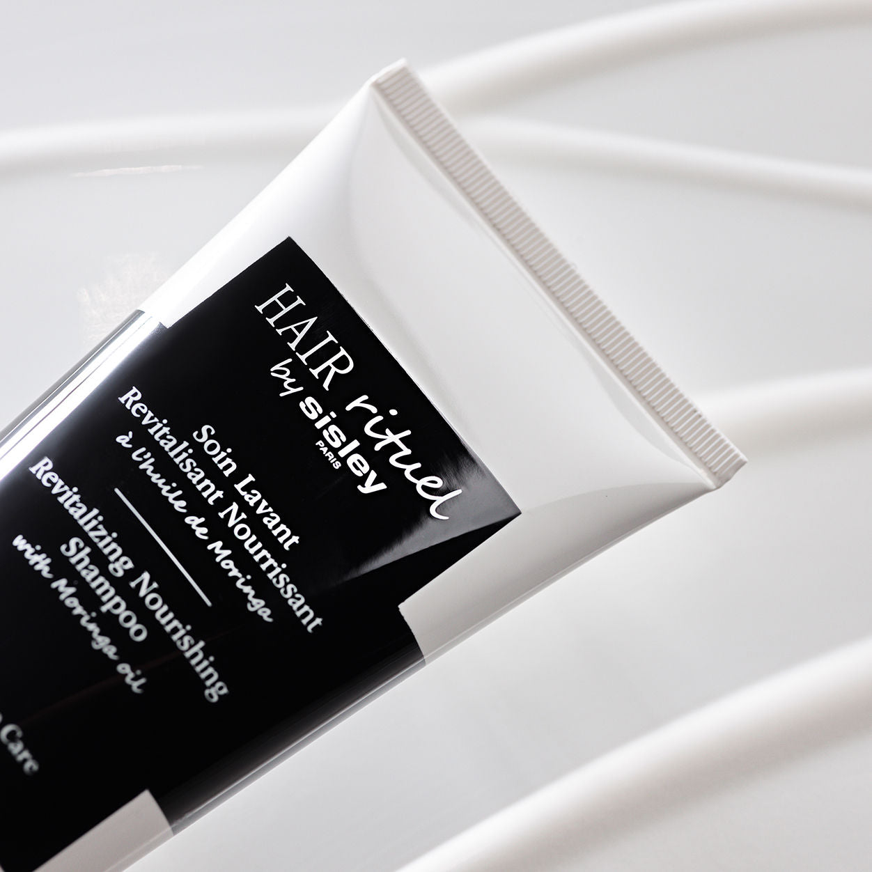 Lifestyle image of variant: 6.7 fl oz