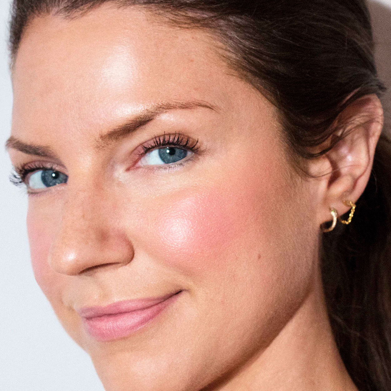 Model image of Neen Going Rouge Cream Cheek and Lip variant: Bang